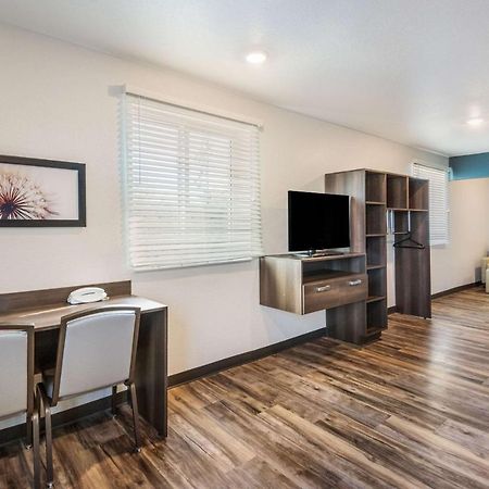 Woodspring Suites 布雷登顿 外观 照片