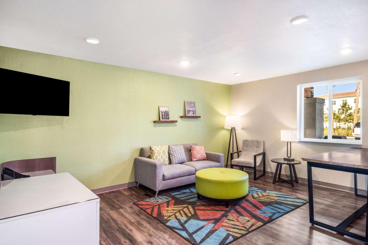 Woodspring Suites 布雷登顿 外观 照片