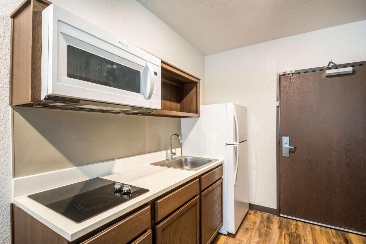 Woodspring Suites 布雷登顿 外观 照片